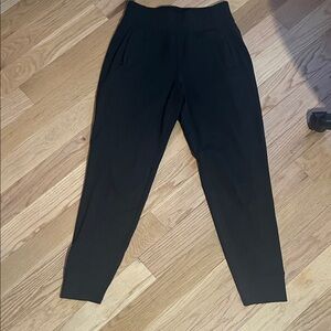 Lululemon Black Hi-Rise Womens Joggers